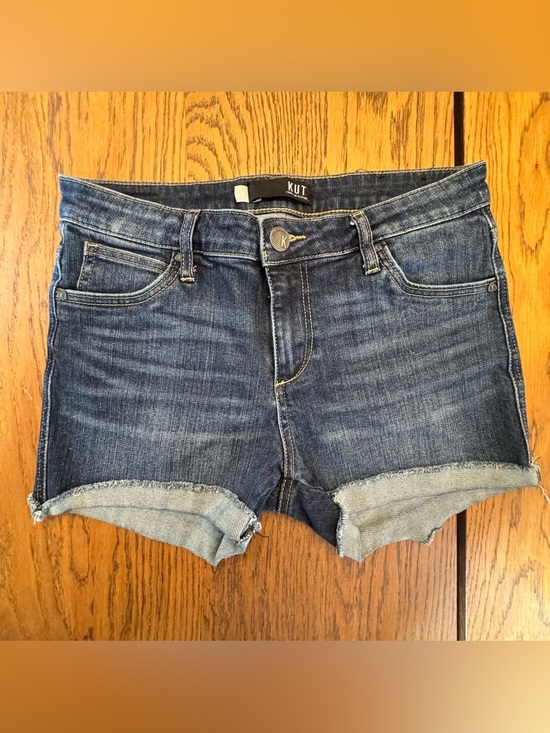 Kut from the Kloth Pants - Kut from the kloth‎ Women’s Size 4 Jean Shorts  Raw Hem Cut Off